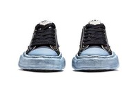 Hand-Sculpted Sneaker Soles Image 7