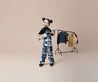 Future-Friendly Fashion Campaigns Image 8
