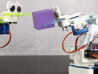 All-Ages Mini Robot Kits Image 3