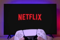 TV Streamer Mobile Games Image 1