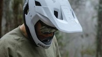 Ultra-Lightweight Mountain Bike Helmets Image 2