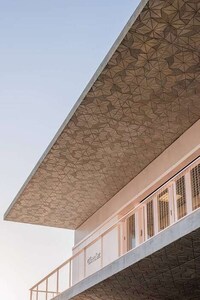 Hot Pink Skincare Stores Image 3