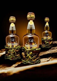 Chinese Literature-Inspired Whiskeys