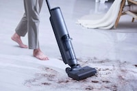 Four-in-One Vacuum Cleaners Image 1
