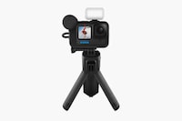 Vlogger-Targeted Action Cam Models Image 2