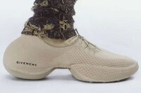 Striking Full-Knit Sneakers Image 3