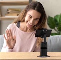 Motion-Tracking Phone Stands Image 1