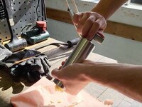 Piston-Powered Garlic Presses Image 4