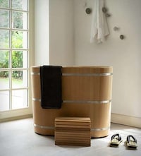 Cedar Wood Soaking Tubs