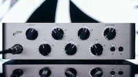 Smartphone-Controlled Bass Amp Heads Image 2