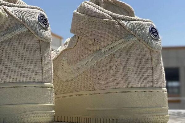 Stark Hemp-Based Sneakers : Stussy x Nike Air Force 1 Mid Fossil