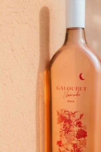 Sustainable Flat-Bottled Ros&eacute;s Image 1