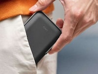 Magnetic Device-Displaying Chargers Image 3