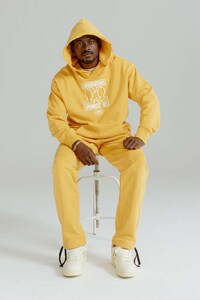 Black-Celebrating Apparel Image 4