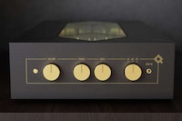 Exposed Component Audio Amplifiers Image 3
