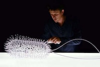 Scientifically-Accurate Glass Sculptures Image 3