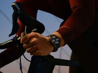 Haute Health-Tracking Smartwatches Image 2