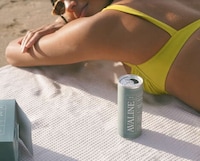 Celebrity-Backed Canned Wines Image 2