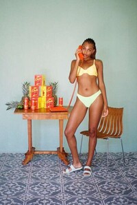 Tropical Seltzer Packs Image 4