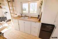 Gastronomy-Centric Tiny Homes Image 4