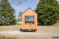 Gastronomy-Centric Tiny Homes Image 5