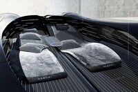 Lounge-Like Interior Supercars Image 6