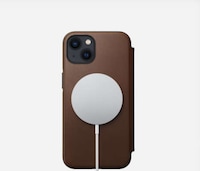 MagSafe Leather Smartphone Cases Image 1