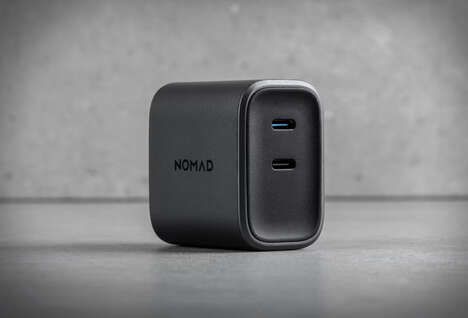 Fast-Charging Power Adapters