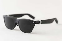 Immersive Video-Streaming Glasses Image 1
