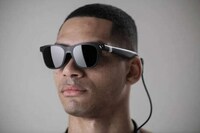 Immersive Video-Streaming Glasses Image 3