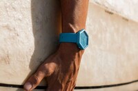 Monochromatic Hexagonal Timepieces Image 7