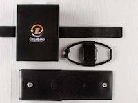 Four-Position Smartwatch Straps Image 8