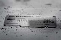 Unbreakable Metallic Cryptocurrency Cards Image 4