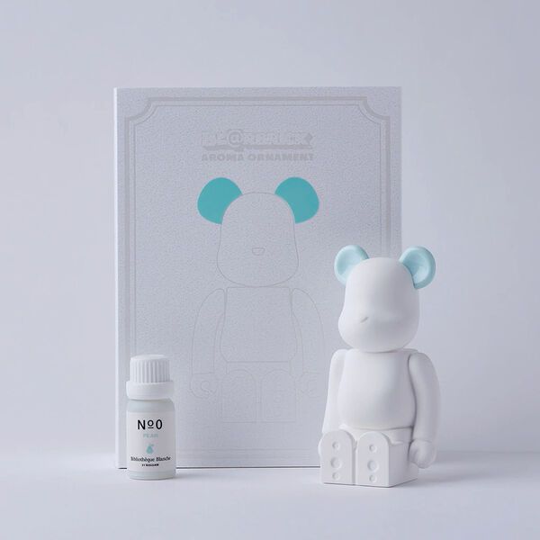 Streetwear-Themed Aroma Diffusers : bearbrick aroma ornaments