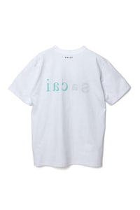 Typeface-Focused Streetwear Image 6