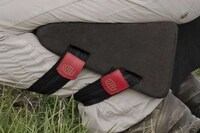 Wearable Crouching Support Seats Image 5