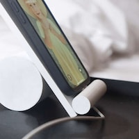Cable Storage Smartphone Stands Image 8