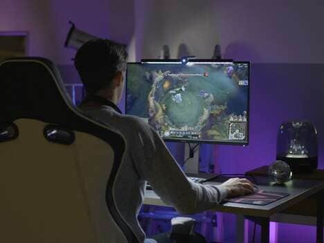 Workstation-Sanitizing Task Lights