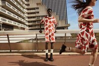 Poppy-Themed Casualwear Image 7