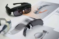 Protective Mixed Reality Glasses Image 7