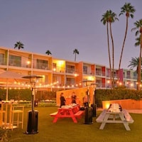 Tropics-Themed Agave Bars Image 3