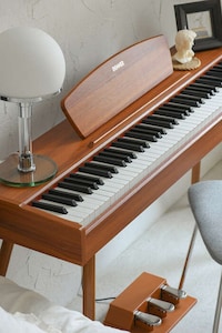Eco-Friendly Digital Pianos Image 4