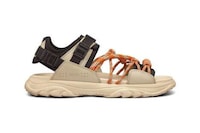 Luxury Hiking Fall-Ready Sandals Image 4