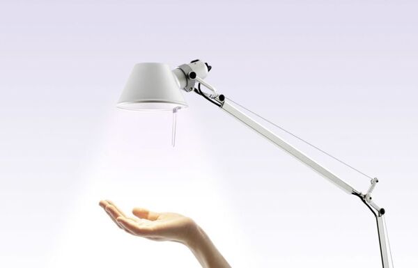 Workstation-Sanitizing Table Lamps