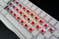 Vibrant Low-Profile Mechanical Keyboards Image 3
