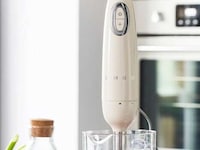 50s-Style Kitchen Blenders Image 1