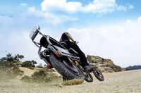 Structurally Supportive Electric Bikes Image 5