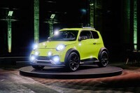 Diminutive Urban Electric Cars Image 2