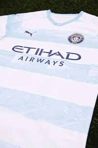 Iconic Goal-Celebrating Soccer Apparel Image 2