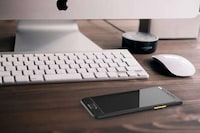 Industrial Smartphone Concepts Image 3